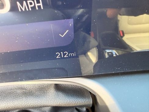 Used 2026 Buick Encore GX Avenir w/ Avenir Technology Package image 8