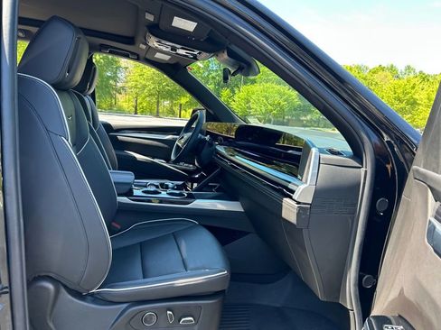 Used 2025 Cadillac Escalade Sport w/ Touring Package AWD/4WD image 62