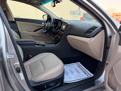 Used 2015 Kia Optima EX w/ EX Premium Package image 29