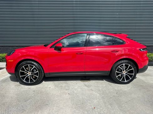 Used 2026 Porsche Cayenne Coupe AWD/4WD image 2