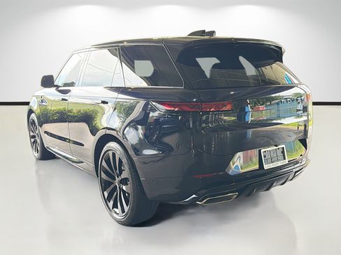 New 2026 Land Rover Range Rover Sport Dynamic SE AWD/4WD image 3