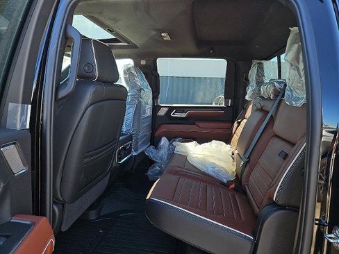 New 2026 GMC Sierra 2500 Denali Ultimate AWD/4WD image 8