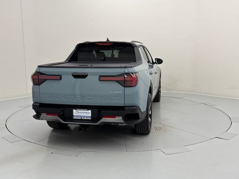 Used 2022 Hyundai Santa Cruz Limited AWD/4WD image 5