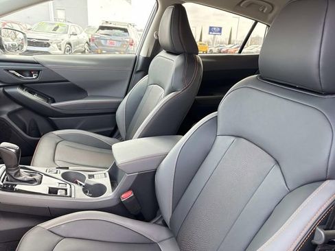 New 2026 Subaru Crosstrek 2.5i Limited w/ Crosstrek Mirror Package image 14