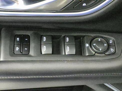 Used 2021 Chevrolet Tahoe LT image 14