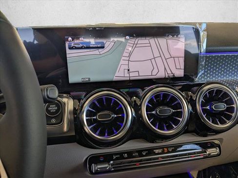 Certified 2026 Mercedes-Benz GLB 250 4MATIC image 11