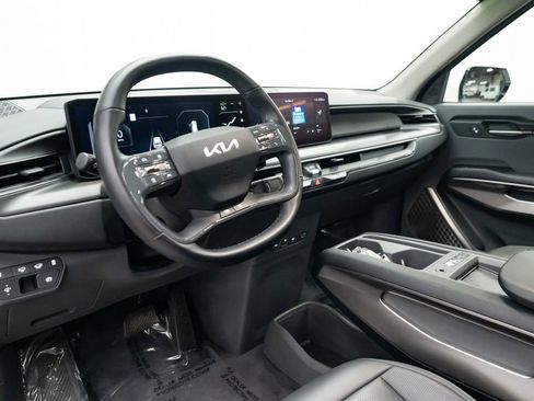 Used 2024 Kia EV9 Wind image 22