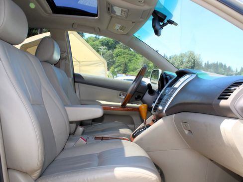 Used 2004 Lexus RX 330 AWD image 17