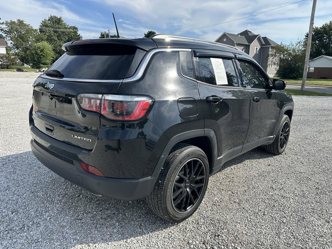 Used 2019 Jeep Compass Limited w/ Safety & Security Group AWD/4WD image 8
