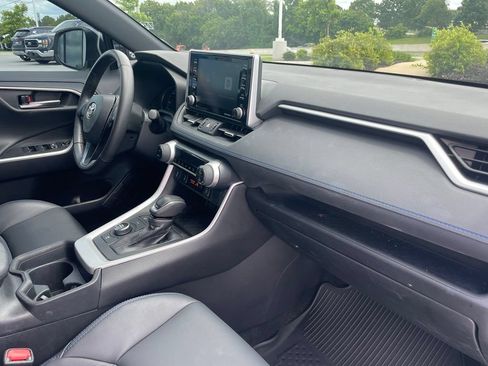 Used 2021 Toyota RAV4 XSE AWD/4WD image 27