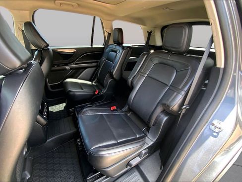 Used 2022 Lincoln Aviator Reserve w/ Elements Package Plus RWD image 21