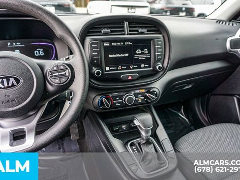 Used 2025 Kia Soul LX image 33