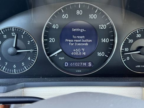 Used 2006 Mercedes-Benz E 350 Sedan image 21