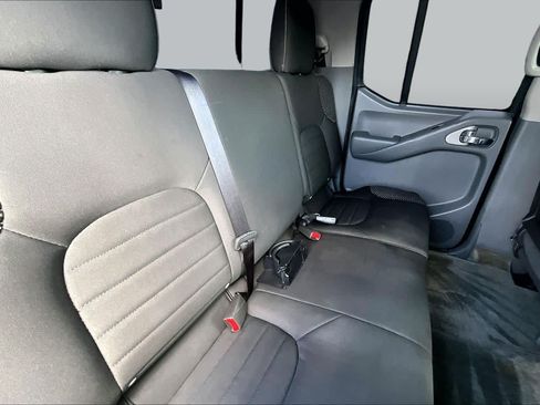 Used 2018 Nissan Frontier SV RWD image 20