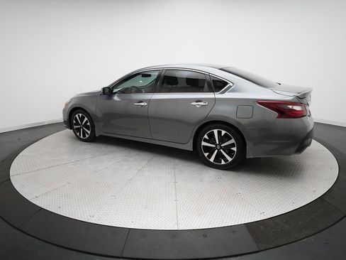 Used 2018 Nissan Altima 2.5 SR image 12