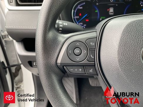 Certified 2024 Toyota RAV4 LE AWD/4WD image 36