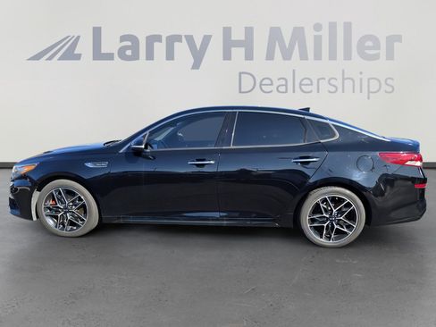 Used 2020 Kia Optima SX image 2