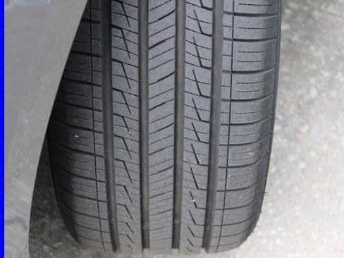 Used 2024 Honda Accord EX image 12