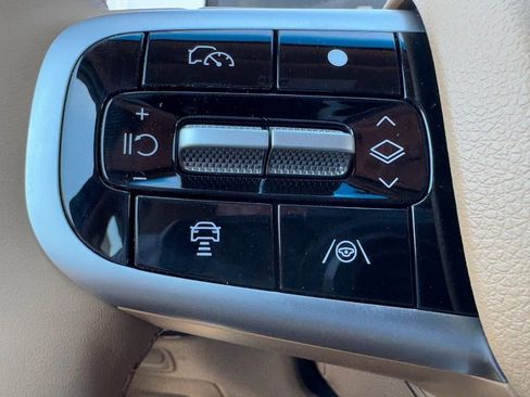 New 2026 Genesis G80 2.5T Advanced image 14