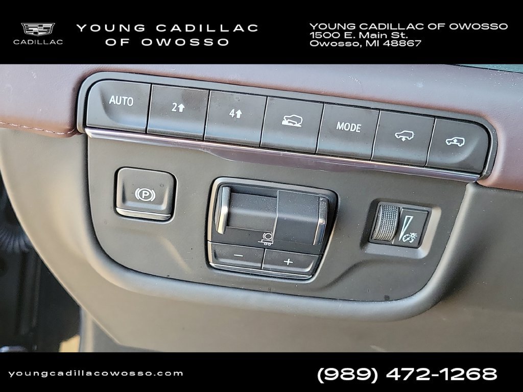 Used 2024 Cadillac Escalade Sport Platinum w/ LPO, ONYX Package AWD/4WD image 12