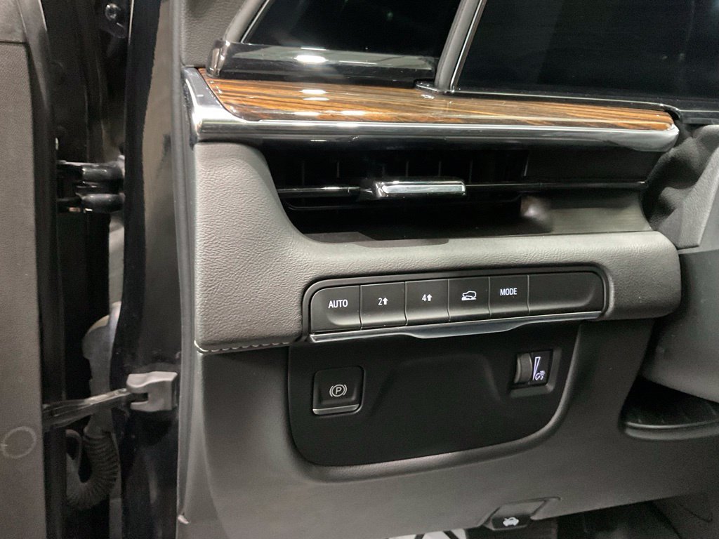Used 2021 Cadillac Escalade ESV Premium Luxury AWD/4WD image 8