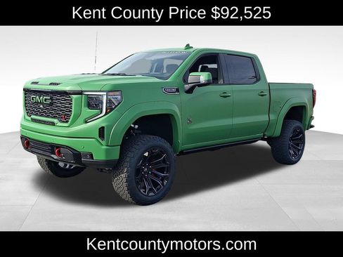 New 2025 GMC Sierra 1500 AT4 w/ AT4 Premium Package AWD/4WD image 3