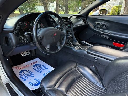 Used 2004 Chevrolet Corvette Coupe w/ Preferred Equipment Group image 46