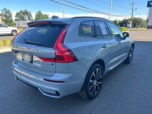 Used 2025 Volvo XC60 B5 Plus AWD/4WD image 5
