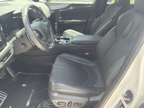 Used 2024 Lexus NX 350 F Sport AWD/4WD image 4
