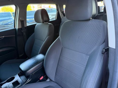 Used 2016 Kia Sorento FWD w/ LX Convenience Package image 40