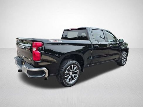 Used 2023 Chevrolet Silverado 1500 LT AWD/4WD image 10