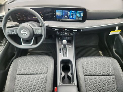 New 2026 Nissan Kicks SV w/ Cold Weather Package AWD/4WD image 23