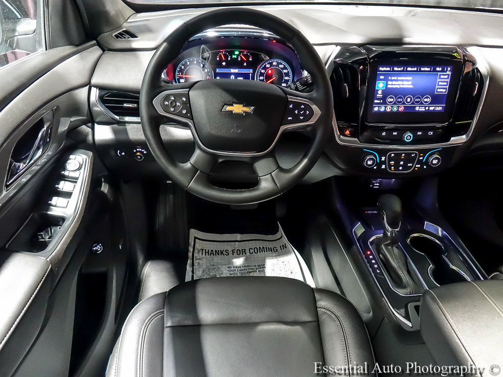 Used 2023 Chevrolet Traverse LT w/ LT Premium Package AWD/4WD image 18