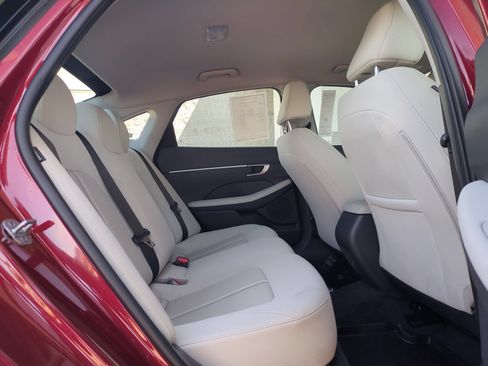 Certified 2025 Hyundai Sonata SE FWD image 13