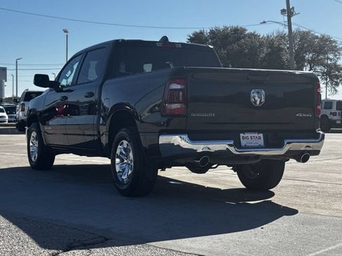 Used 2024 RAM 1500 Laramie AWD/4WD image 7