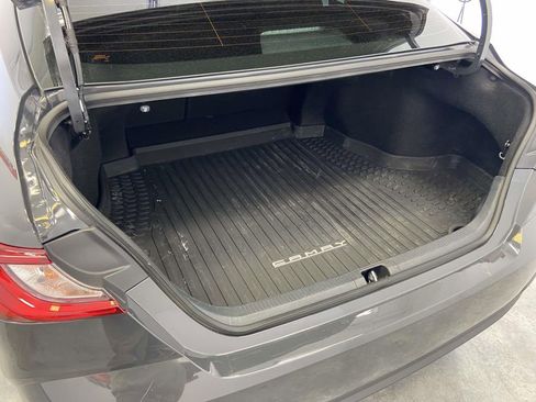 Used 2025 Toyota Camry SE w/ Multimedia Upgrade Package image 12