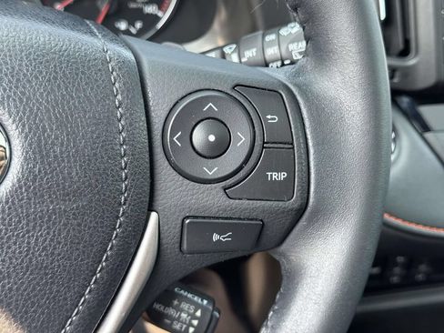 Used 2018 Toyota RAV4 SE w/ Advanced Technology Package AWD/4WD image 20