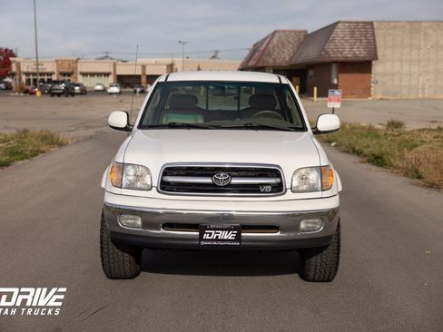 Used 2001 Toyota Tundra Limited image 4