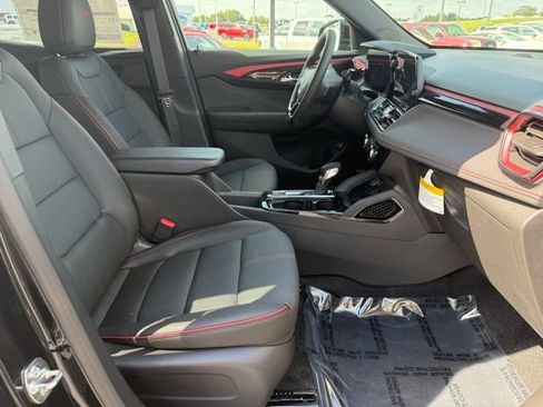 New 2026 Chevrolet TrailBlazer RS w/ Convenience Package FWD image 8