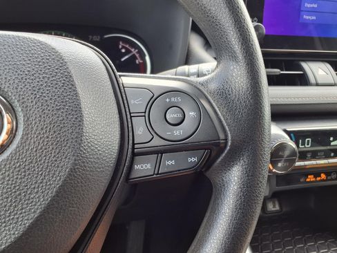 Used 2024 Toyota RAV4 XLE FWD image 24