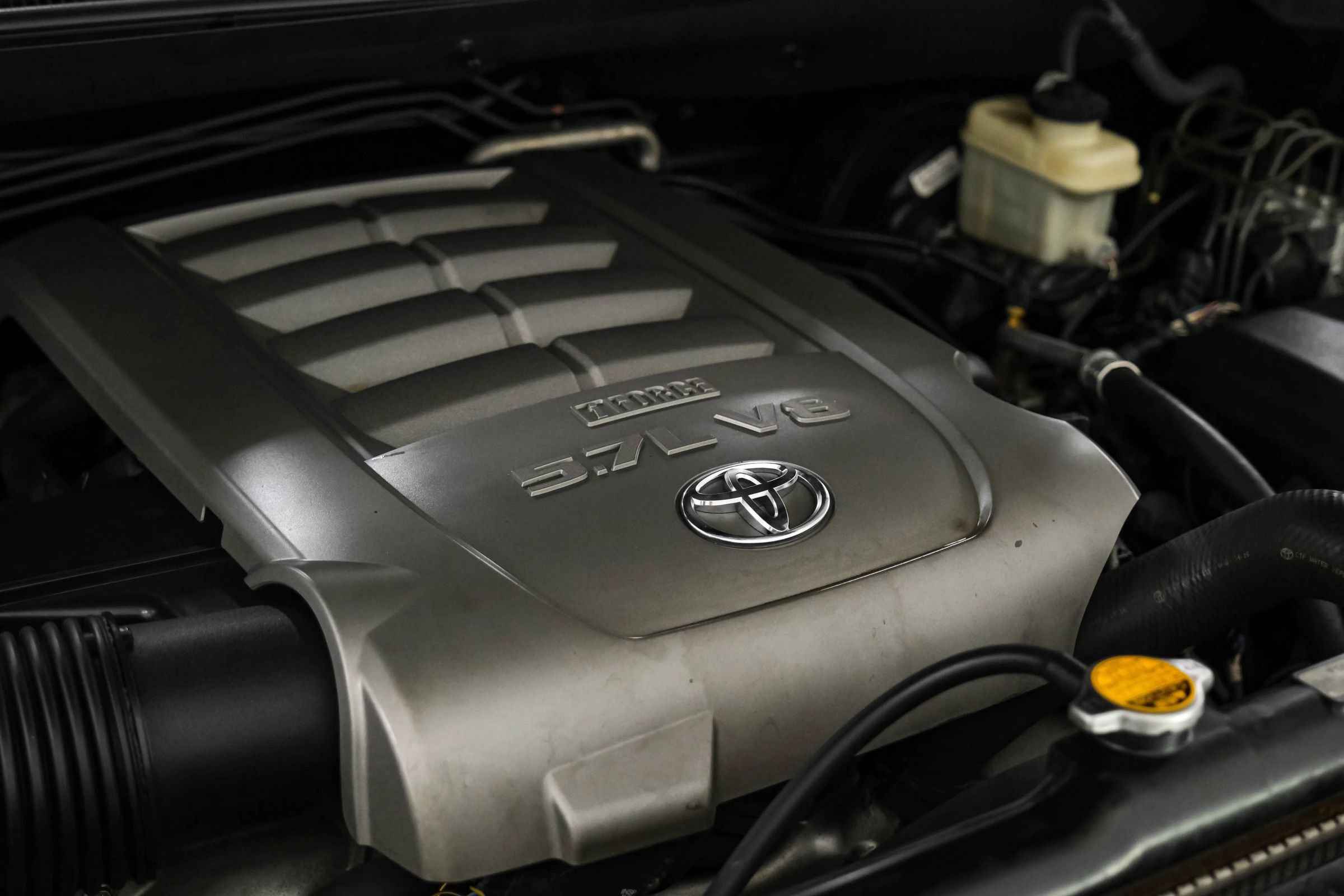 Used 2010 Toyota Sequoia Platinum AWD/4WD image 37
