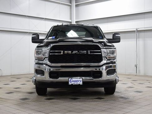 Used 2024 RAM 3500 Tradesman w/ Chrome Appearance Group AWD/4WD image 2