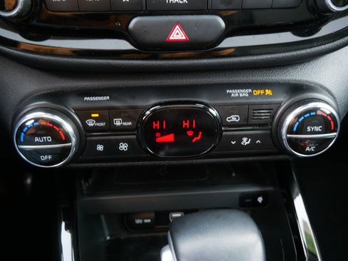 Used 2021 Kia Soul EX image 30