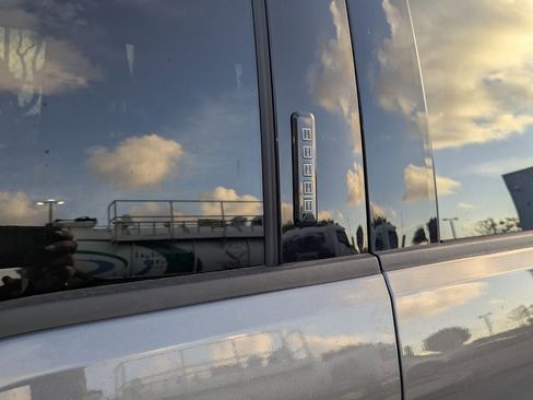 Used 2023 Ford F150 XLT w/ Equipment Group 302A High image 6