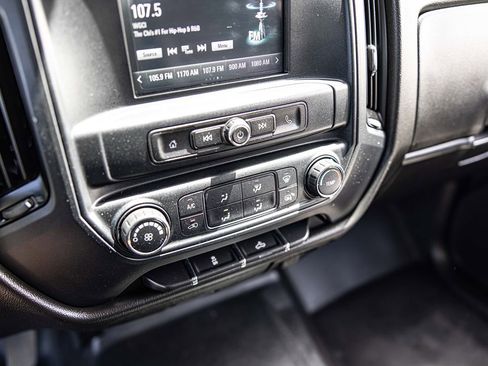 Used 2019 Chevrolet Silverado 2500 W/T AWD/4WD image 25