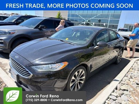 Certified 2019 Ford Fusion SE AWD/4WD image 3