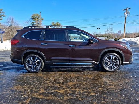 Used 2024 Subaru Ascent Touring image 7