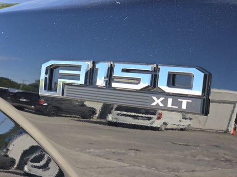 Used 2020 Ford F150 XLT w/ Equipment Group 302A Luxury AWD/4WD image 9