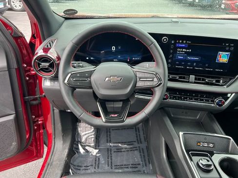 Certified 2025 Chevrolet Equinox RS w/ Safety and Technology Package FWD image 15