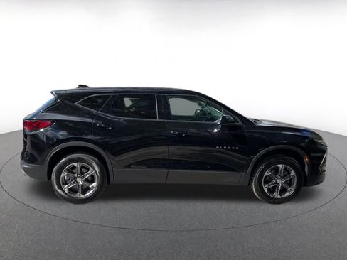 Used 2025 Chevrolet Blazer LT image 16